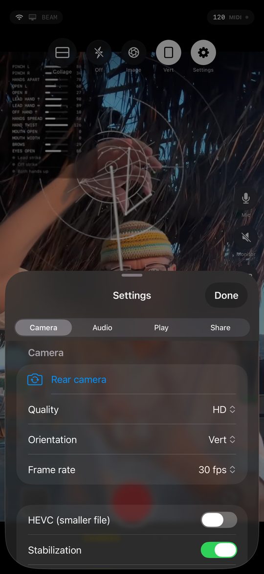Settings: quality, orientation, frame rate, audio source